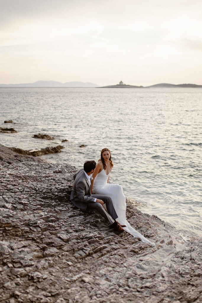 Robinson beach wedding Laura Arrak 018 | Croatia Elopement Photographer and Videographer